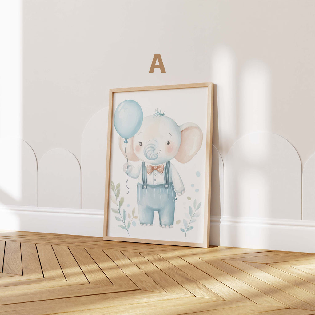 Niedliches Elefanten Kinderzimmer Poster · Aquarell Elefant mit Ballon · Babyzimmer Wanddeko · Pastell Tierillustration · Print ohne Rahmen